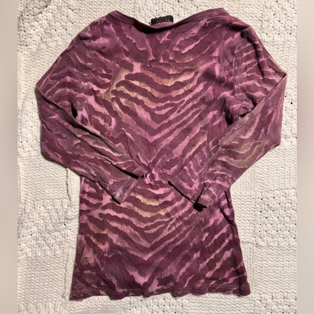 Y2K Tryst Pink Tie Dye Long Sleeve T-Shirt - Picture 2 of 4